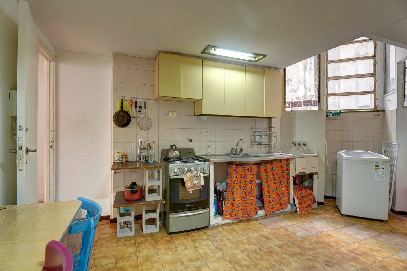 Venta- 3 Ambientes de 90 m² en Pleno Centro | Rodriguez Peña | Mucho Espacio para Vivir