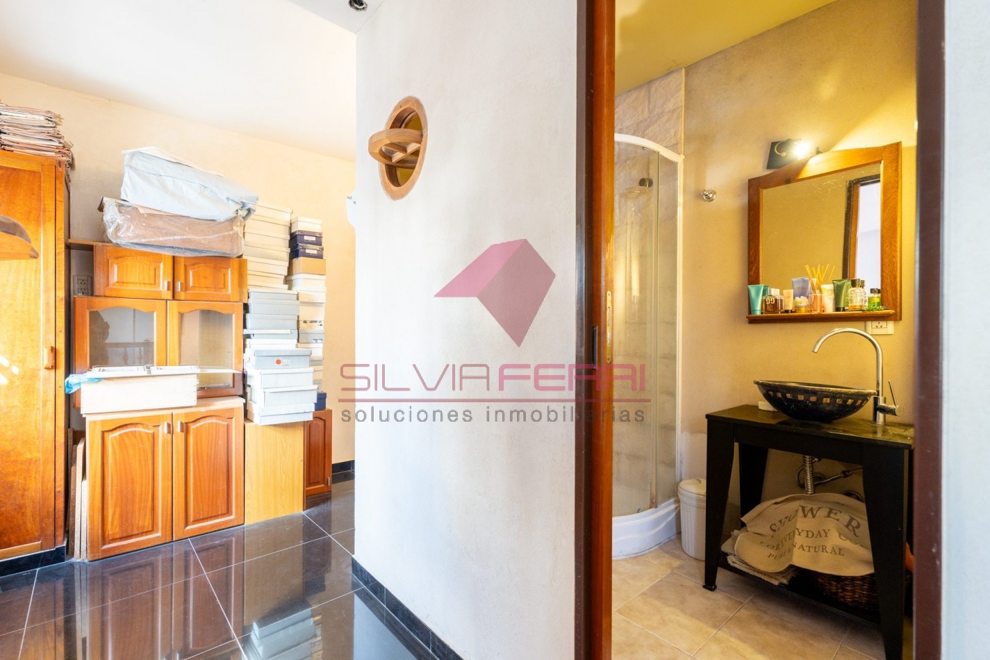 Venta Casa 6 ambientes con patio, parrilla y dos terrazas. Villa Devoto
