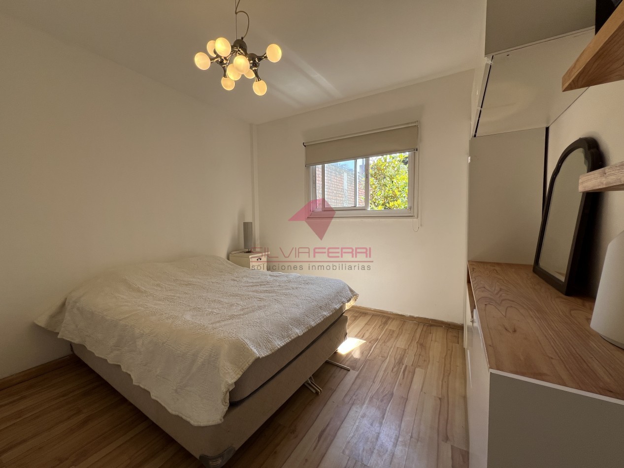 2 Ambientes - Apto Profesional y Apto Credito - Segundo Piso por Escalera