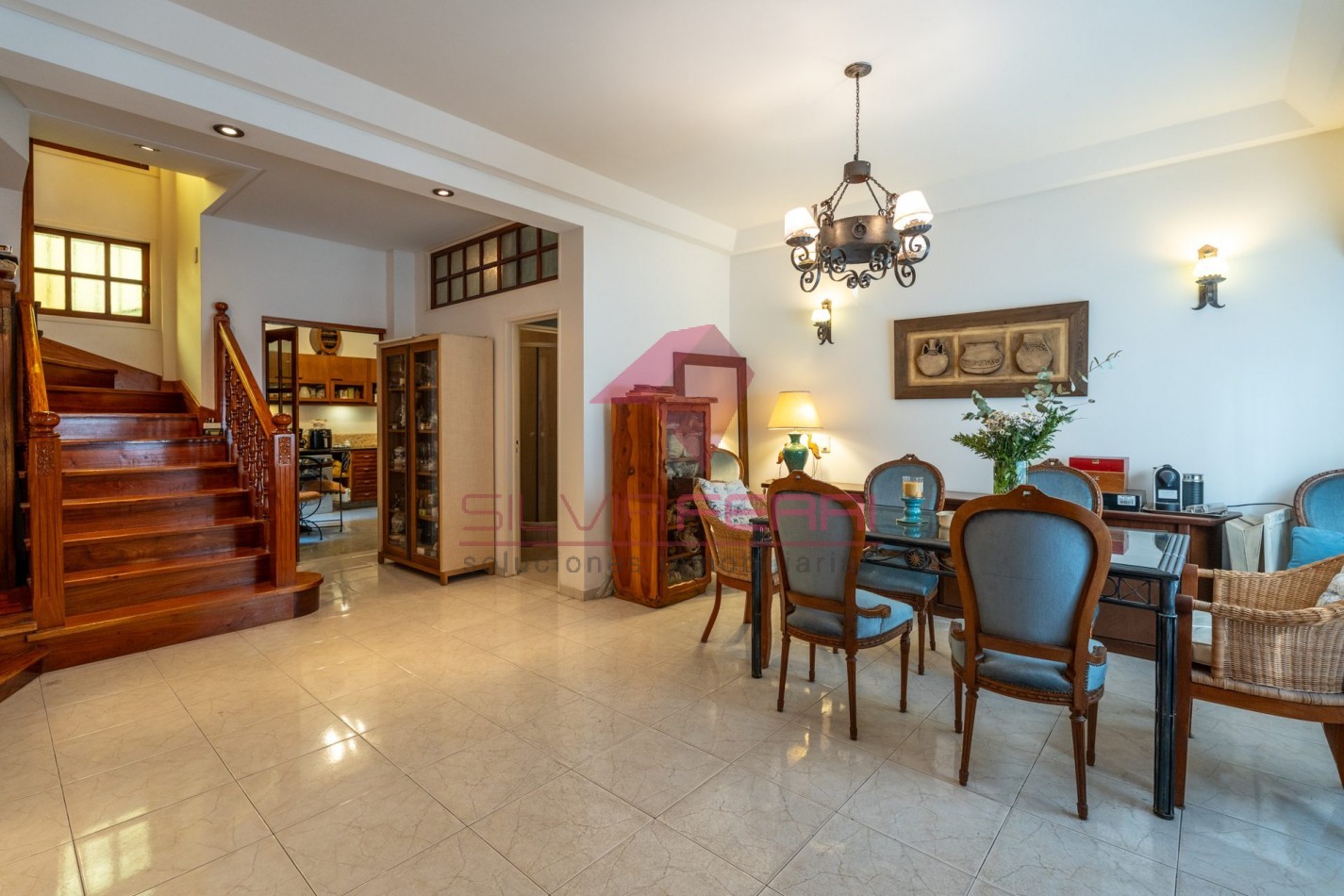 Venta Casa 6 ambientes con patio, parrilla y dos terrazas. Villa Devoto
