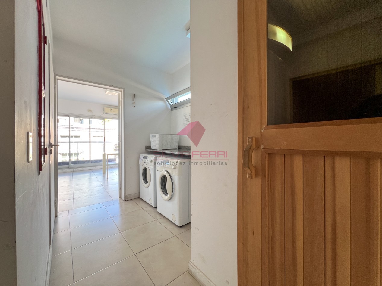 2 Ambientes Apto Profesional en Boulevard Charcas - Balcon, Baulera y Amenities - Ideal Inversion