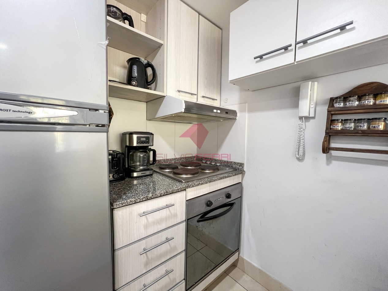 2 Ambientes Apto Profesional en Boulevard Charcas - Balcon, Baulera y Amenities - Ideal Inversion