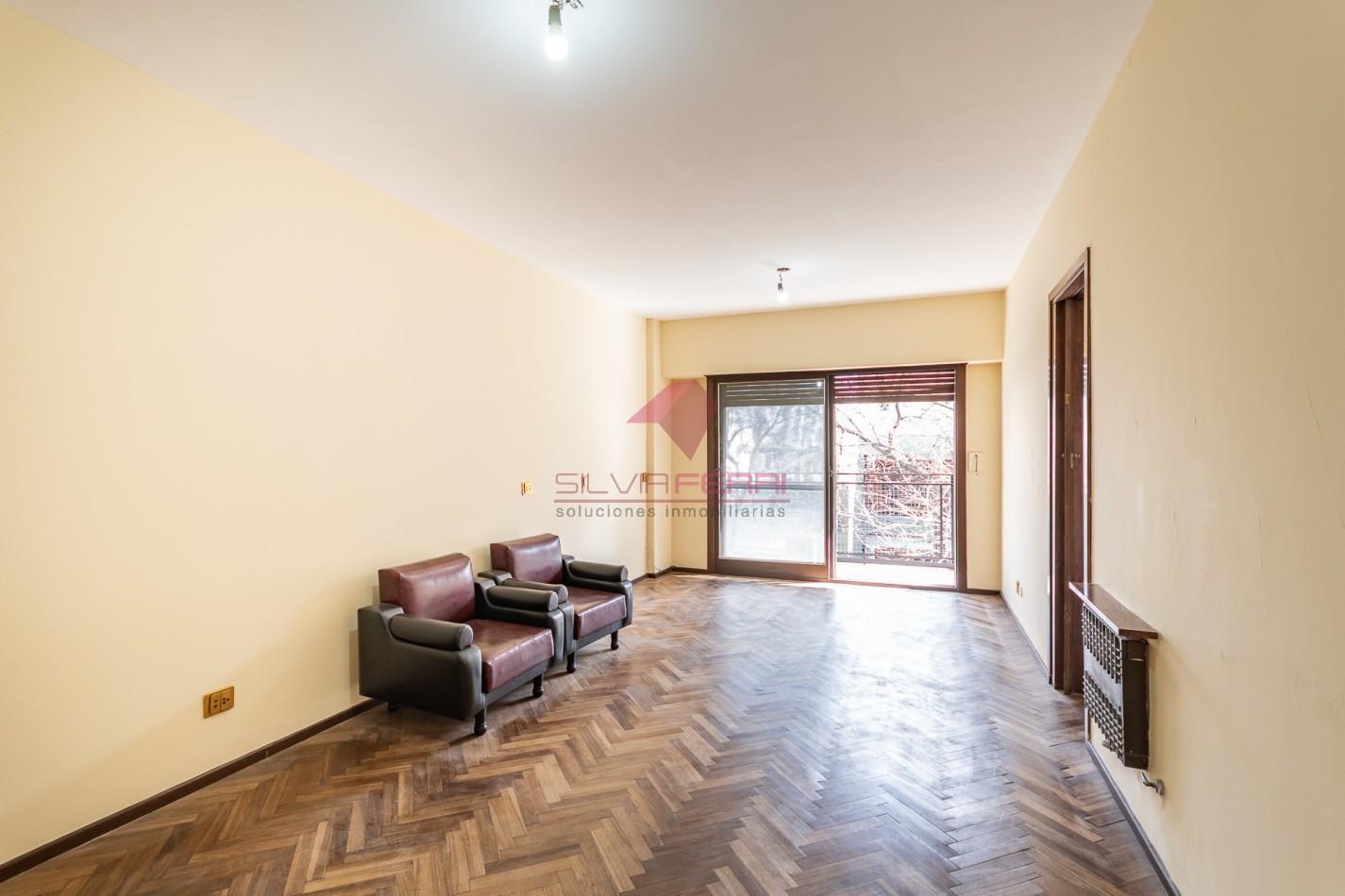 VENTA 3 AMBIENTES CON DEPENDENCIA, BALCON CORRIDO- SAN CRISTOBAL - APTO CREDITO