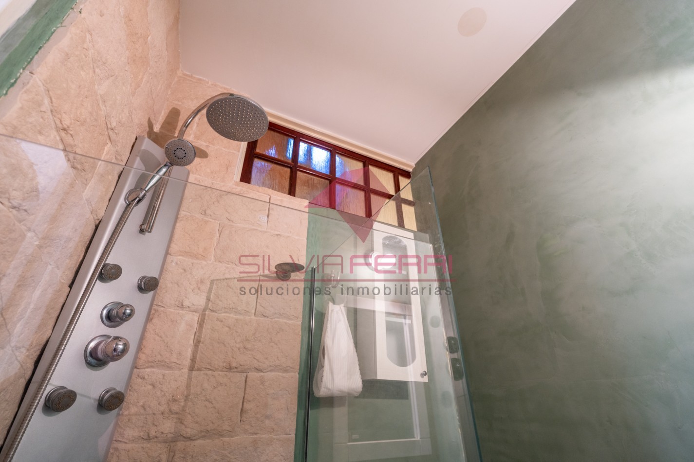 Venta Casa 6 ambientes con patio, parrilla y dos terrazas. Villa Devoto
