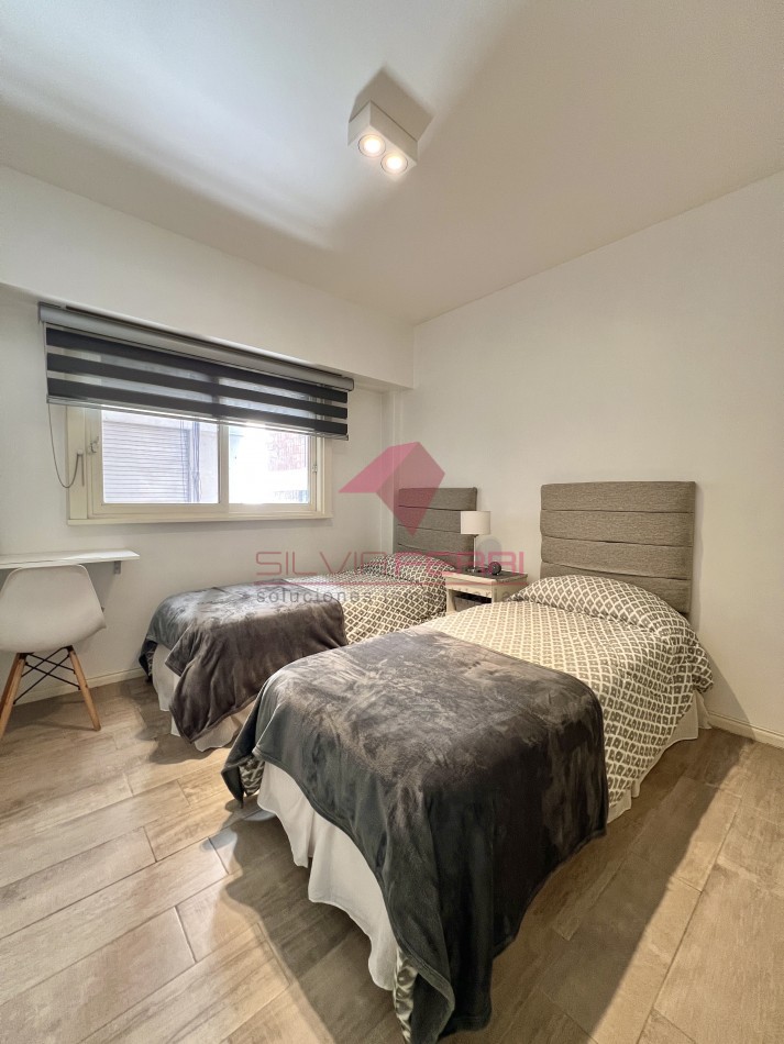 Venta departamento 2 amb + baulera. Reciclado totalmente . 4to piso lateral. Ubicado en el limite entre Colegiales y Belgrano