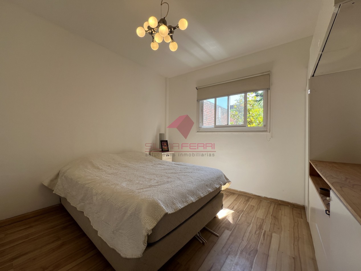 2 Ambientes - Apto Profesional y Apto Credito - Segundo Piso por Escalera