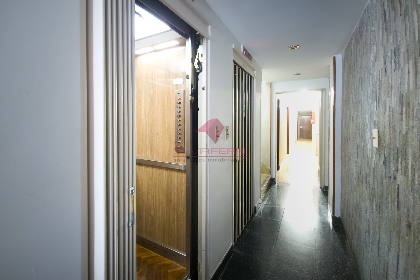 VENTA 3 AMBIENTES CON DEPENDENCIA, BALCON CORRIDO- SAN CRISTOBAL - APTO CREDITO