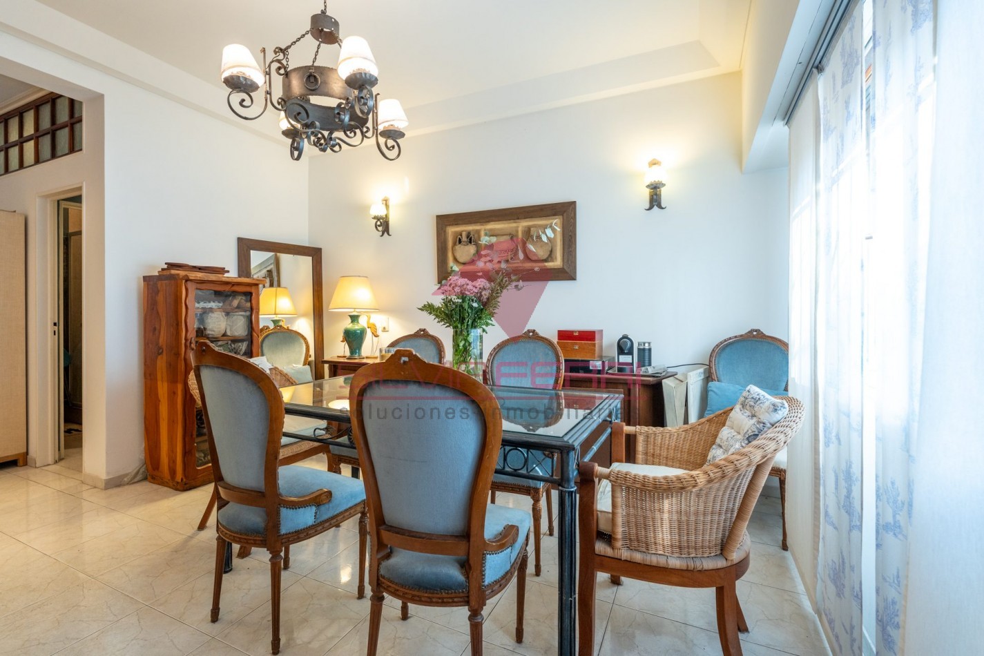 Venta Casa 6 ambientes con patio, parrilla y dos terrazas. Villa Devoto