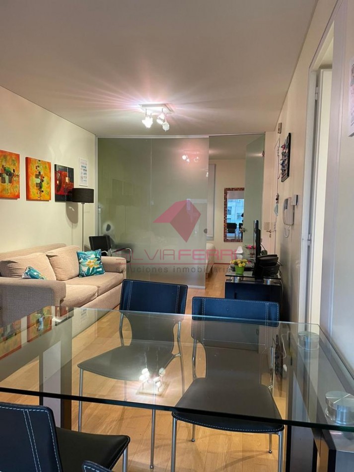 Excelente Monoambiente dividido. 8vo Piso contrafrente vistas abiertas. Se alquila amoblado. Edif con amenities
