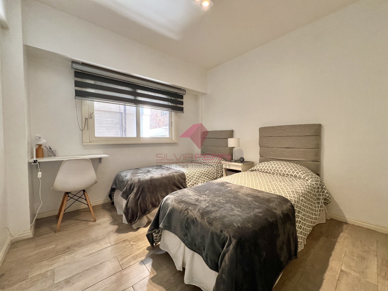 Venta departamento 2 amb + baulera. Reciclado totalmente . 4to piso lateral. Ubicado en el limite entre Colegiales y Belgrano