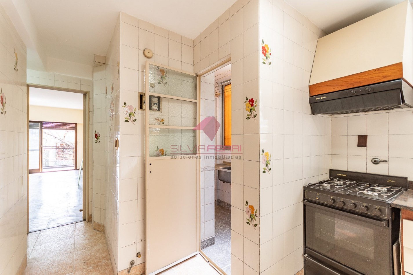 VENTA 3 AMBIENTES CON DEPENDENCIA, BALCON CORRIDO- SAN CRISTOBAL - APTO CREDITO