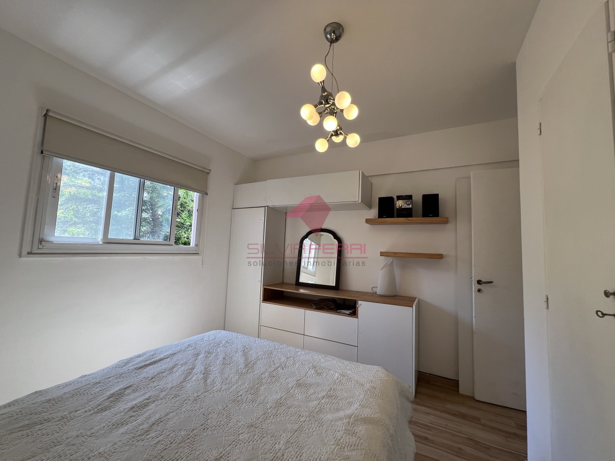 2 Ambientes - Apto Profesional y Apto Credito - Segundo Piso por Escalera