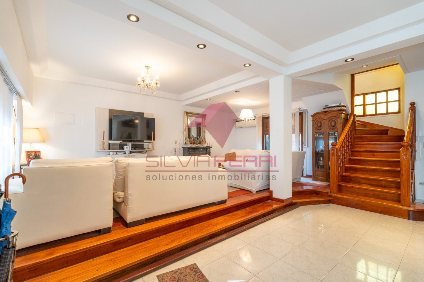 Venta Casa 6 ambientes con patio, parrilla y dos terrazas. Villa Devoto