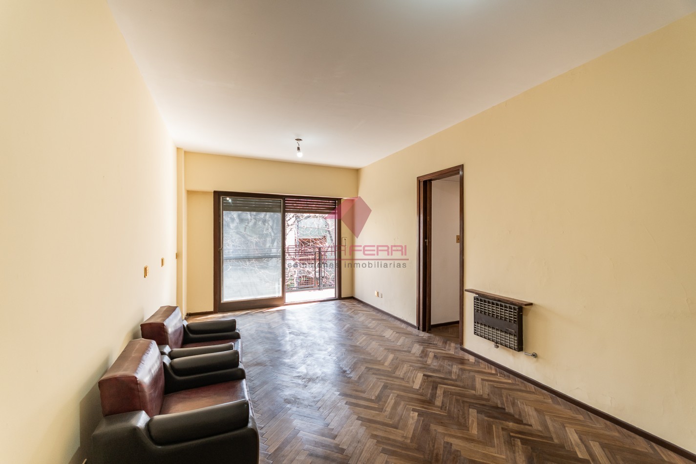 VENTA 3 AMBIENTES CON DEPENDENCIA, BALCON CORRIDO- SAN CRISTOBAL - APTO CREDITO