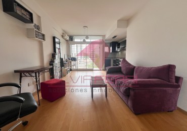 Semipiso de 2 ambientes apto prof.  c/ balcon al frente - Subte Linea B Echeverria